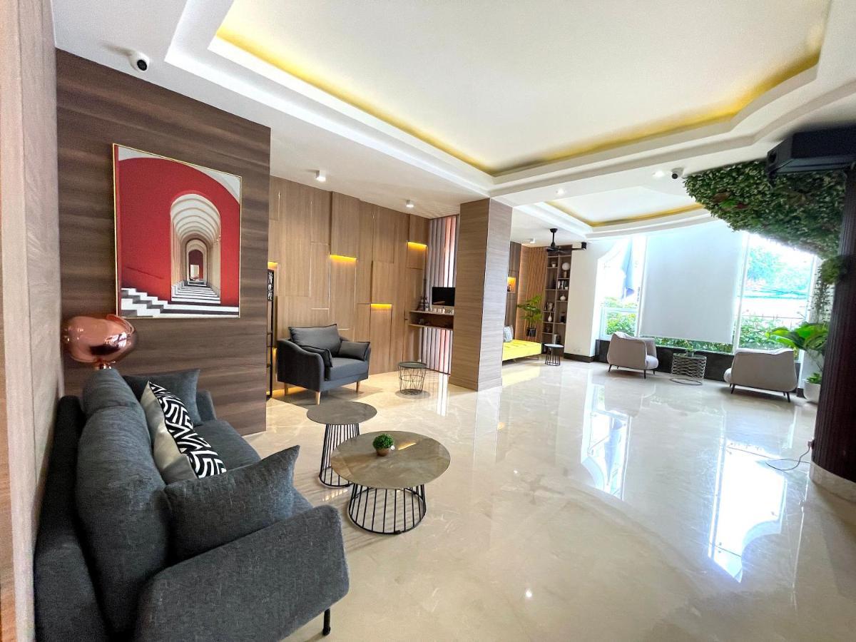 Harmony Phnom Penh Hotel Bagian luar foto